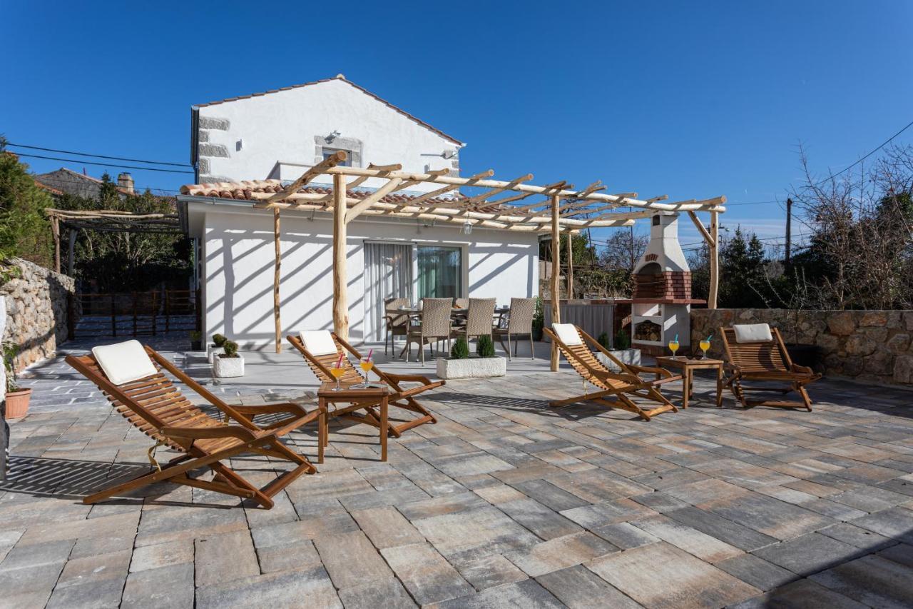 Milohnici Villa Elm מראה חיצוני תמונה