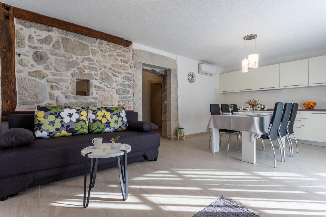 Milohnici Villa Elm מראה חיצוני תמונה