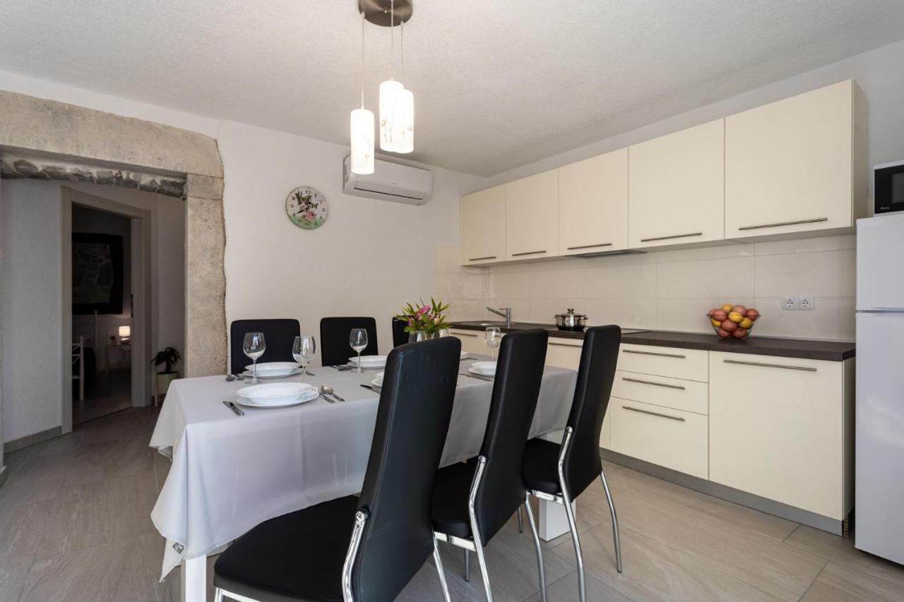 Milohnici Villa Elm מראה חיצוני תמונה
